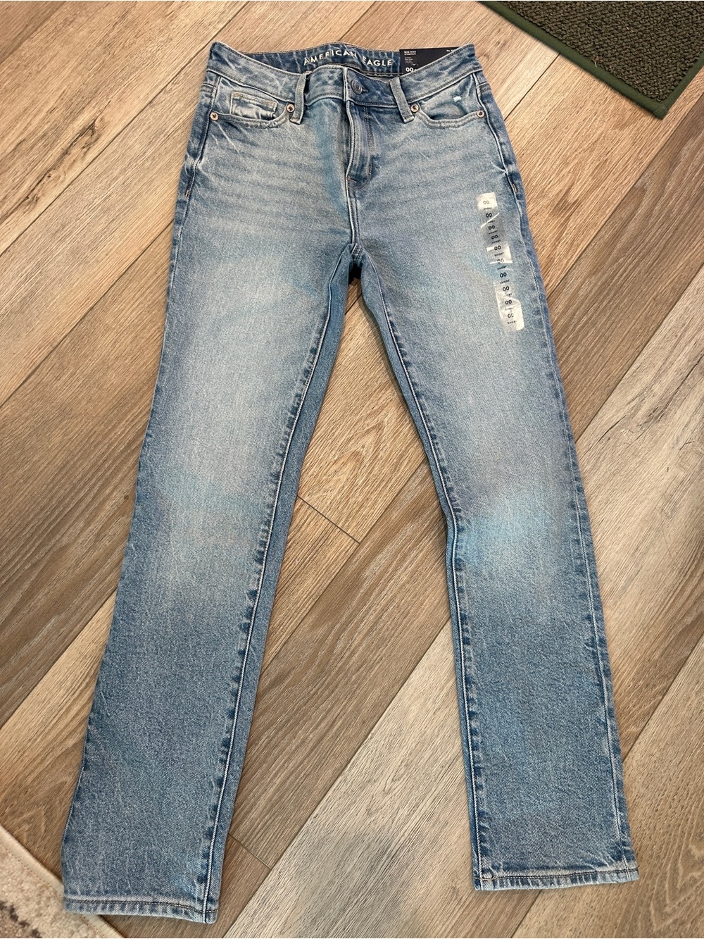 American Eagle Outfitters Light Blue Straight Leg Jeans - Women's